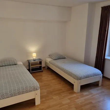 Апартаменты Pied A Terre Шомон