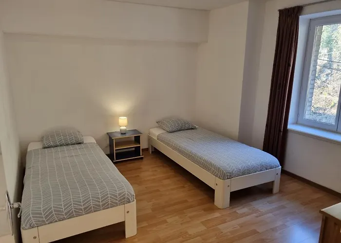 Апартаменты Pied A Terre Шомон